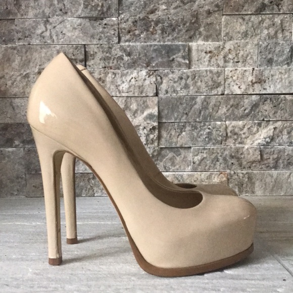 Kelsi Dagger Pump - Picture 3 of 9